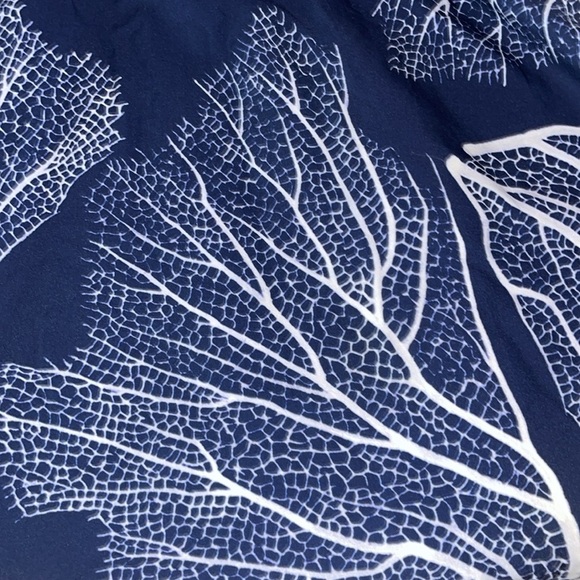 Hutch Blue And White Fan Coral Print Altana 2fer Knit Maxi Dress - Picture 7 of 9